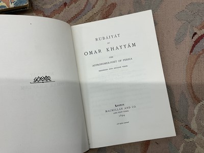 Lot 1691 - Various collectible books