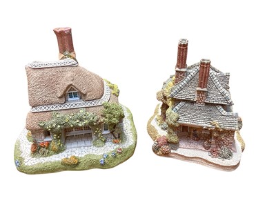 Lot 1202 - Twenty-two boxed Lilliput Lane models including Jasmine Cottage, Diamond Cottage, Victoria Cottage, Ivy House etc, plus two unboxed models (24)