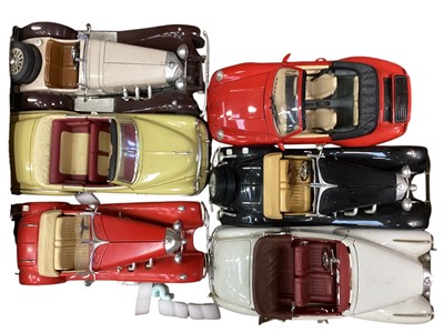 Lot 1887 - Burago & other makers 1:18 Scale diecast unboxed super cars, sports cars, vintage cars and others (5 boxes)