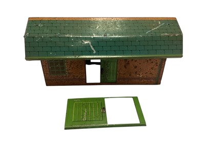 Lot 1873 - Hornby O Gauge tinplate Platform, Signal Box, Signals, Buffers, Track, Turntable & Water Tower (qty)
