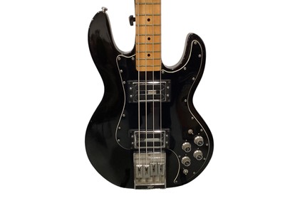 Lot 2234 - Peavey T-40 1981 Bass, Serial No.00739751 & Mono M8O Series Guitar Bag (2)
