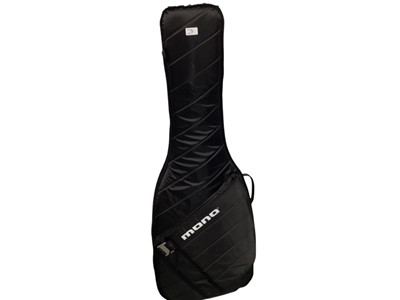 Lot 2234 - Peavey T-40 1981 Bass, Serial No.00739751 & Mono M8O Series Guitar Bag (2)