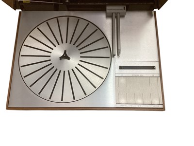 Lot 2221 - Rare Bang & Olufsen Beogram 4004 turntable in teak case