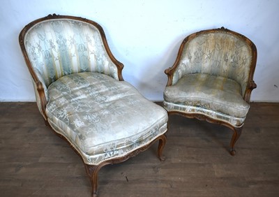 Lot 1433 - 19th century French carved walnut chaise/day bed comprising two sections