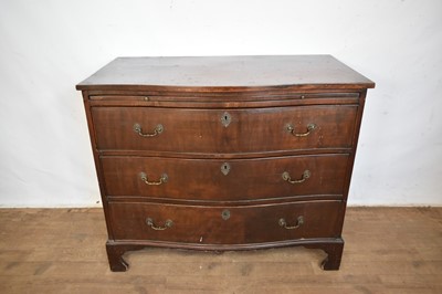 Lot 1431 - George III style serpentine fronted mahogany chest of drawers