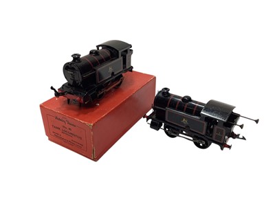 Lot 1932 - Hornby O Gauge 0-4-0 clockwork BR black early emblem Type 40 tank engine, boxed and one other loose (2)