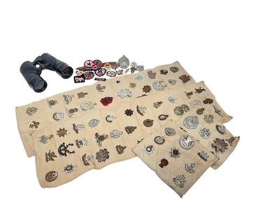 Lot 718 - Collection of approximately 89 British military cap badges including Wartime economy issue badges and some cloth badges