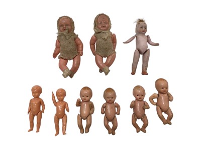Lot 1944 - Vintage miniature dolls, scratch built doll's house furniture & other dolls (1 box)