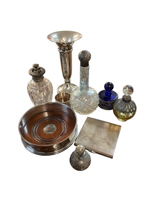 Lot 352 - Selection of miscellaneous silver
