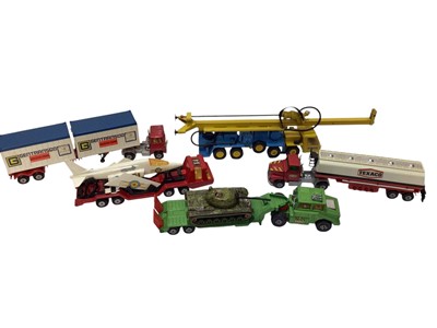 Lot 1955 - Matchbox & Corgi loose diecast vehicles including Adventure 2000 Raider Command K-2001, Tank Transporter and other commercial transporters (1 box)