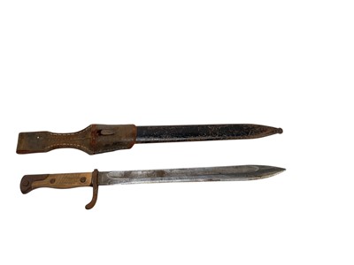Lot 862 - First World War Imperial German K98/05 ‘Butcher’ bayonet with wooden grips and steel blade (sharpened) stamped Gebr. Hartkopf Solingen, Walter & Co, hilt stamped 82000, in steel mounted leat...