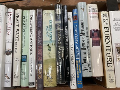Lot 1616 - Box of Antique Collectors Club reference books