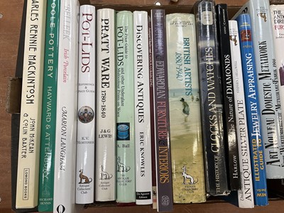Lot 1616 - Box of Antique Collectors Club reference books