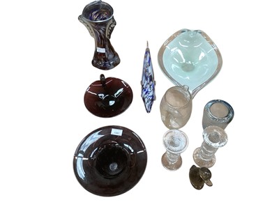 Lot 1287 - Alum Bay glass fruit bowl and other Art Glass