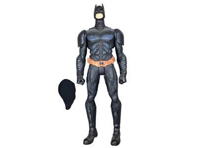 Lot 2523 - Selection of Batman action figures and statue (3)