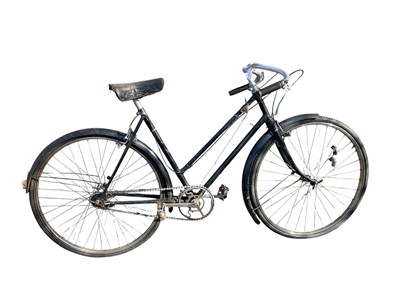 Lot 2702 - Vintage Sunbeam bicycle.