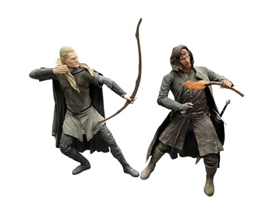 Lot 2525 - Lord of the Rings 1/4 scale Aragorn & Legolas (2)
