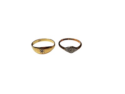 Lot 237 - 18ct gold diamond single stone ring and a 18ct gold three stone diamond ring (2).