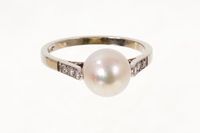 Lot 538 - Cultured pearl and diamond ring with an 8.5mm pearl (not tested for natural origin) with diamond-set platinum shoulders on 18ct white gold shank