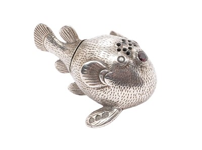 Lot 331 - Unusual Victorian novelty silver pepper pot in the form of a puffer fish, hallmarked London 1895