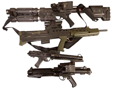 Lot 373 - Selection of Star Wars blasters (qty)