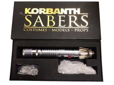 Lot 31 - Korbanth Sabers Star Wars Luminara Unduli The Clone Wars lightsaber hilt, boxed (1)