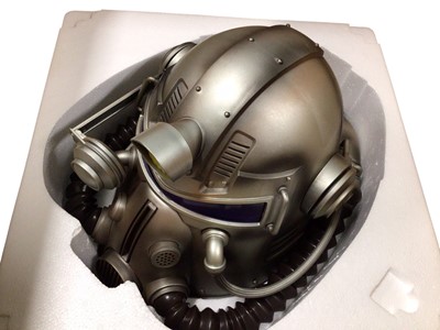 Lot 133 - Fallout 76 Power Armor Edition Pilot Helmet, boxed (1)