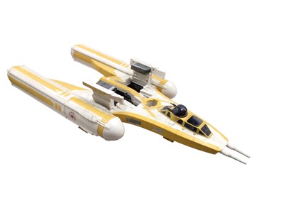 Lot 328 - Star Wars Y-Wing Fighter, Republic ARC-170 Starfighters (one cannon missing) & Speeder, all constructed (3)
