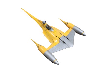 Lot 335 - Star Wars Naboo Starfighters and various other fighters, all constructed (qty)