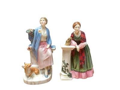 Lot 913 - Two Royal limited edition figures - Florence Nightingale and Queen Elizabeth The Queen Mother