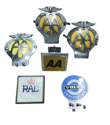 Lot 11 - Collection of car badges including four vintage AA badges, Jaguar RAC badge and Volvo Owners Club badge (6).