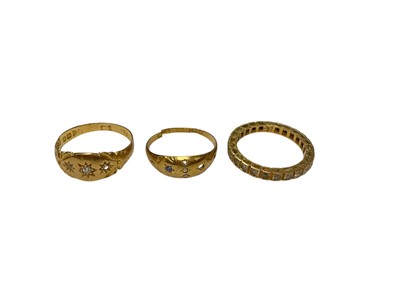 Lot 208 - Three antique and later 18ct gold rings