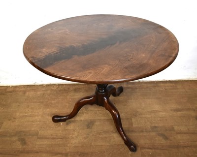Lot 1515 - Good quality mid 18th century mahogany tripod table