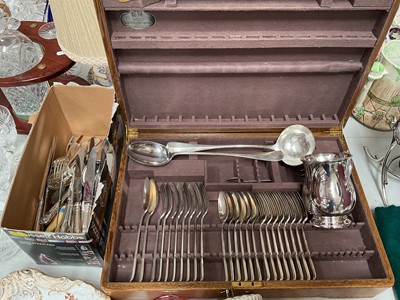 Lot 317 - Two canteen of cutlery, other silver plated flatware and a tankard