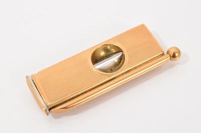Lot 630 - 18ct gold cased cigar cutter and piercer (Birmingham 1963)