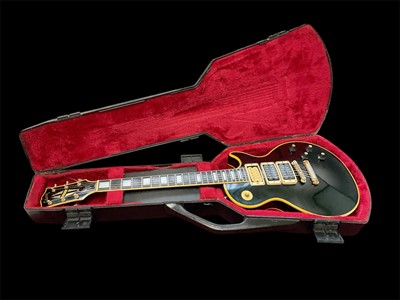 Lot 2277 - Les Paul Black Beauty guitar, Serial No. 638018, three pickups, stamped 'Made in USA' This guitar was owned by Mick Sullivan, who toured USA with his group Wild Child in the 70s,...