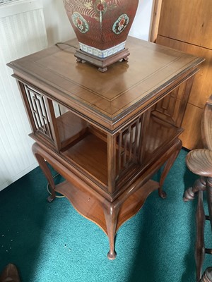 Lot 1481 - Early 20th century satinwood and tulipwood crossbanded revolving bookcase
