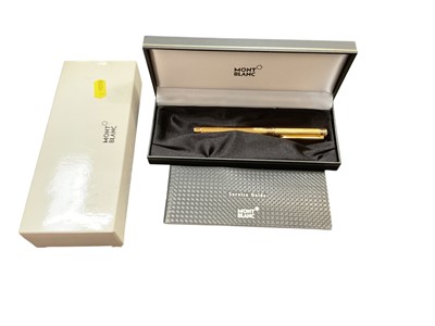 Lot 2497 - Montblanc Noblesse fountain pen with 18k nib in original box with service guide