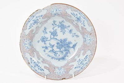 Lot 198 - English Delft manganese ground ‘woolsack’ plate, circa 1760