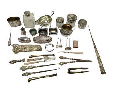 Lot 407 - Mixed group of Victorian and later silver