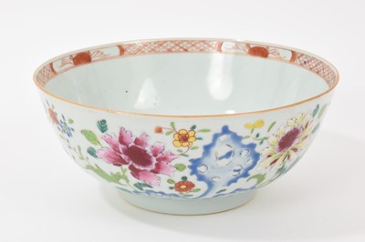 Lot 27 - 18th century Chinese famille rose export porcelain bowl, painted with flowers, with iron red diaper and floral pattern to inside of rim, 20cm diameter