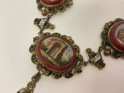 Lot 499 - 19th century Italian micro-mosaic necklace
