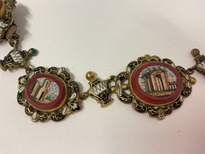 Lot 499 - 19th century Italian micro-mosaic necklace