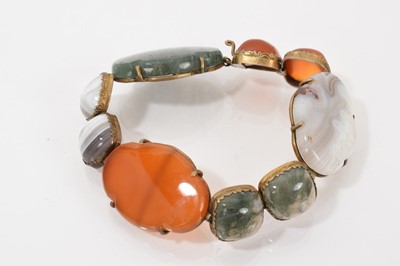 Lot 502 - 19th century hardstone and agate panel bracelet in silver gilt setting, 18cm long