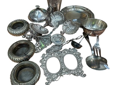 Lot 1139 - Continental white metal including pierced photo frame, bowl, cover to a vessel, etc