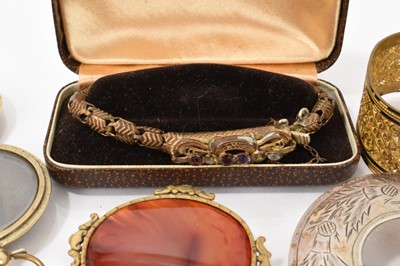 Lot 529 - Group of antique jewellery