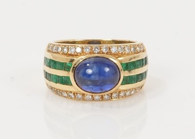 Lot 666 - Good quality sapphire, emerald and diamond ring