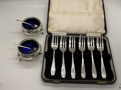 Lot 19 - Pair of Victorian silver salts and a cased set of silver cake forks