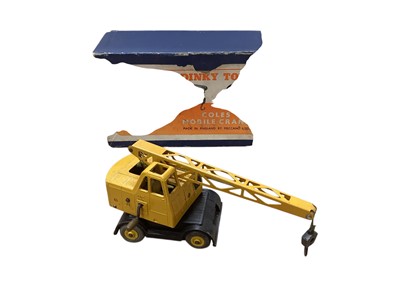 Lot 1529 - Dinky Toys Coles Mobile Crane No.571 & Dinky Supertoys Blaw Knox Bulldozer No.561, all boxed (2)