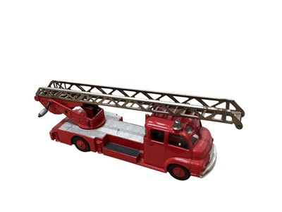 Lot 1526 - Dinky Supertoys Turntable Fire Escape (with windows) No.956 & Fire Engine (with extending ladder) No.955, both boxed (2)